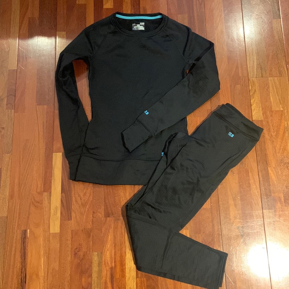 Under Armour Cold Gear 2.0  Base Layer set for skiing/snowboarding